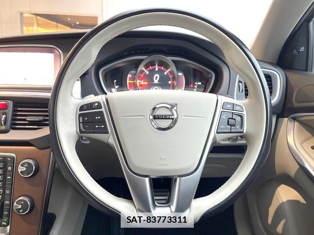 Volvo V40 2017-11 7802467-10