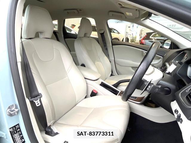 Volvo V40 2017-11 7802467-11