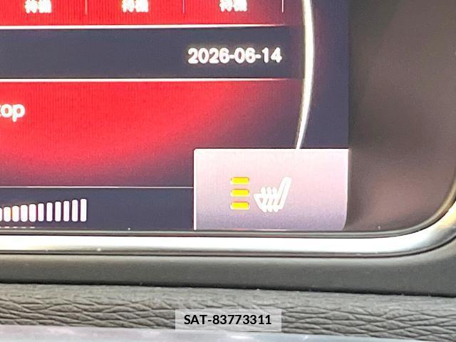 Volvo V40 2017-11 7802467-7
