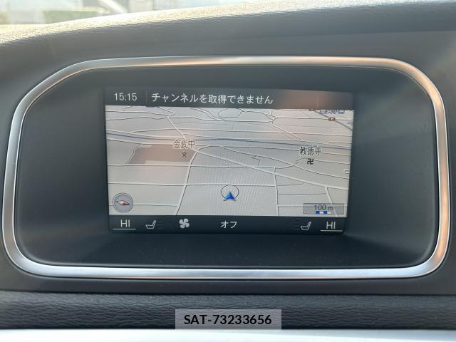 Volvo V40 2013-06 7802570-4