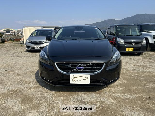 Volvo V40 2013-06 7802570-8