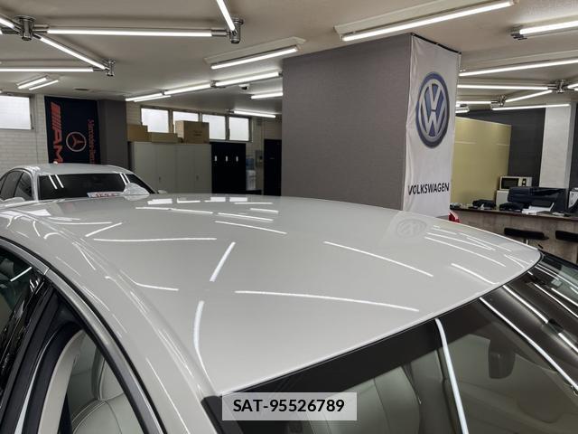 Volvo V40 2015-06 7807182-2