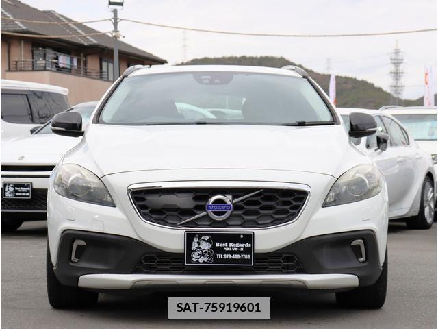Volvo V40 2015-03 7808678-3