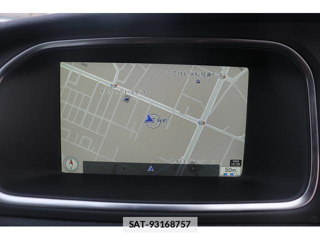 Volvo V40 2016-10 7809465-2