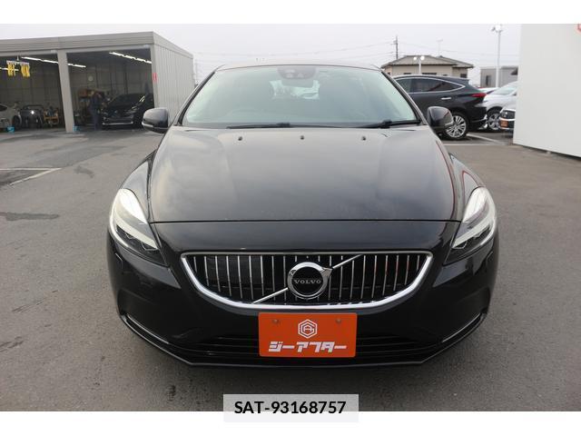 Volvo V40 2016-10 7809465-7
