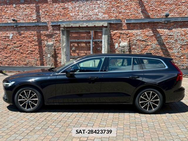 Volvo V60 2022-03 7793788-11