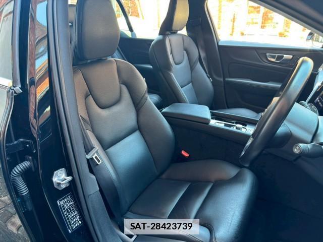 Volvo V60 2022-03 7793788-5