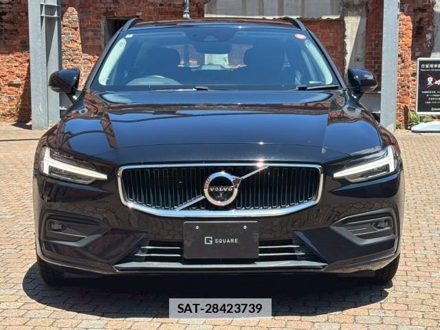 Volvo V60 2022-03 7793788-9