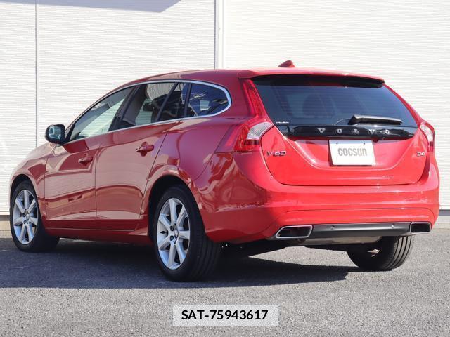 Volvo V60 2015-08 7794469-10