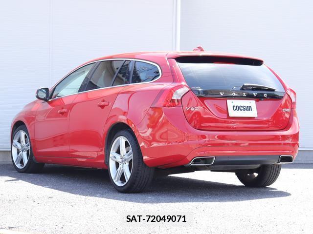 Volvo V60 2018-12 7794474-9