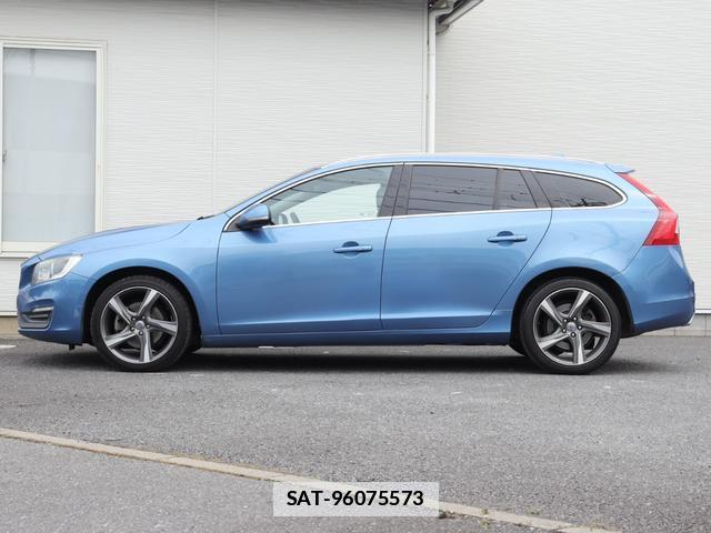 Volvo V60 2014-09 7794476-10