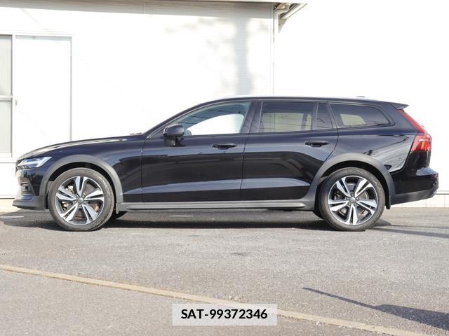 Volvo V60 2022-09 7794480-10