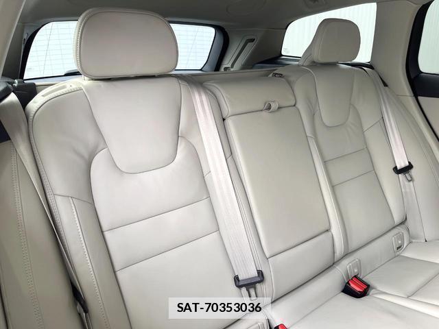Volvo V60 2023-03 7794493-14