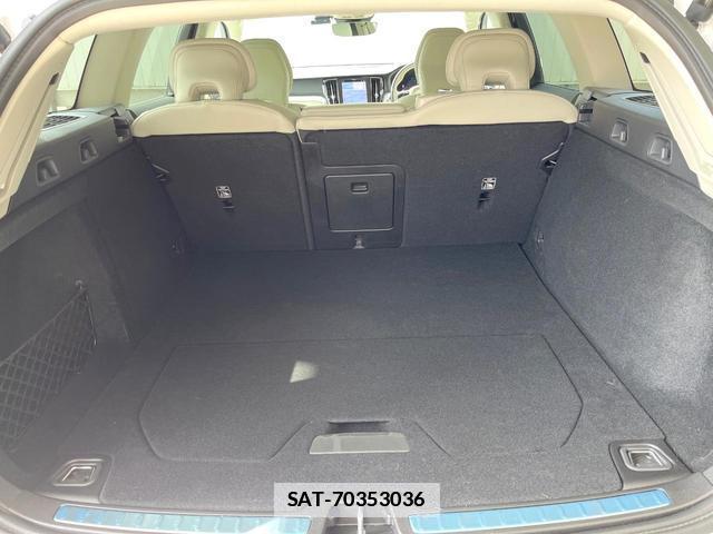Volvo V60 2023-03 7794493-16