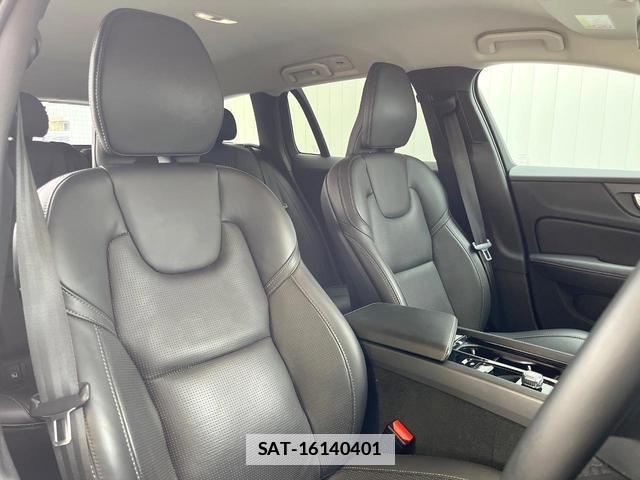Volvo V60 2023-06 7794502-13