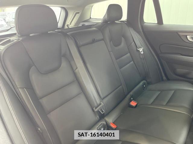 Volvo V60 2023-06 7794502-14