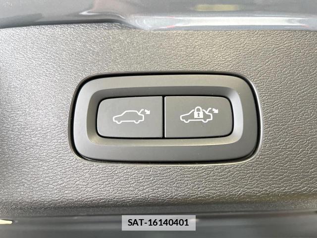 Volvo V60 2023-06 7794502-17