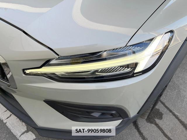 Volvo V60 2021-12 7794504-17