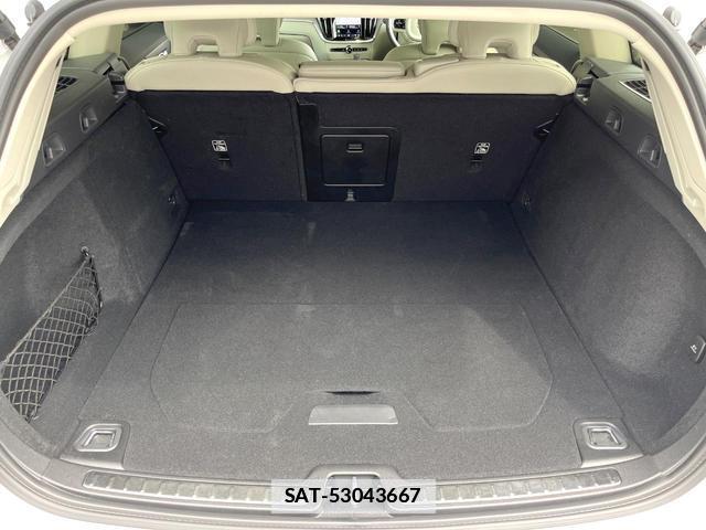 Volvo V60 2023-09 7794508-14