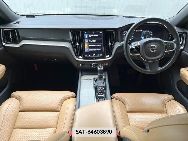 Volvo V60 2019-08 7794511-1