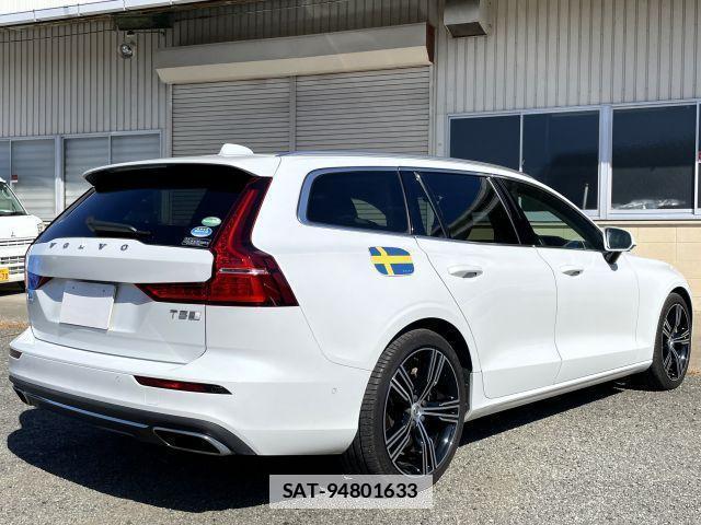 Volvo V60 2020-08 7795288-1