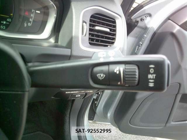 Volvo V60 2014-08 7795604-15