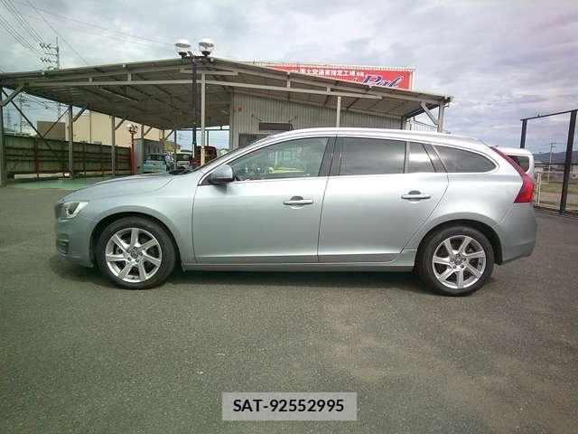 Volvo V60 2014-08 7795604-4