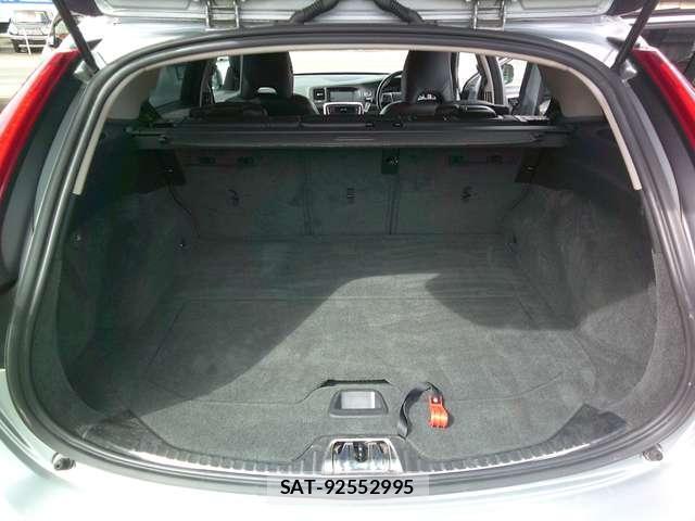 Volvo V60 2014-08 7795604-9