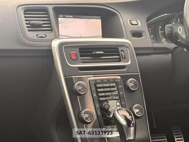 Volvo V60 2013-10 7796956-7