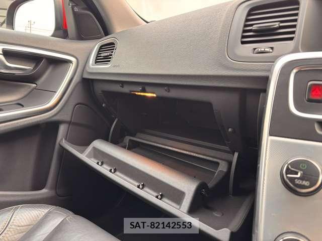 Volvo V60 2012-11 7796957-13