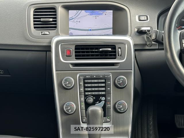 Volvo V60 2011-09 7796969-12