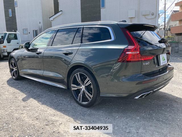 Volvo V60 2021-04 7797425-7