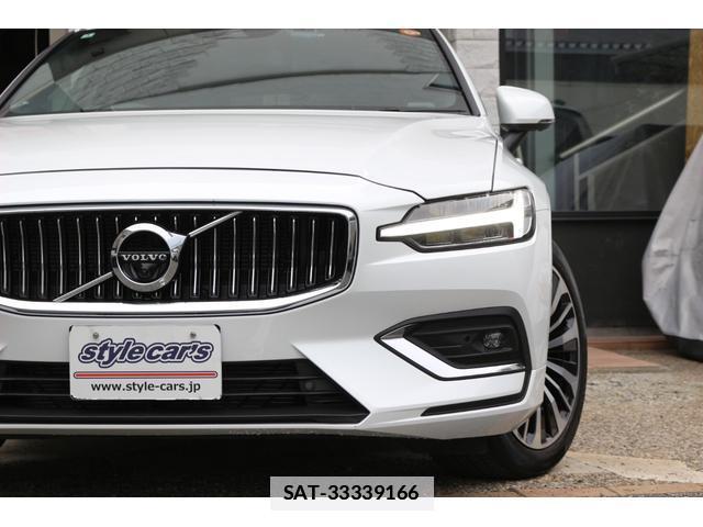 Volvo V60 2022-03 7797753-4