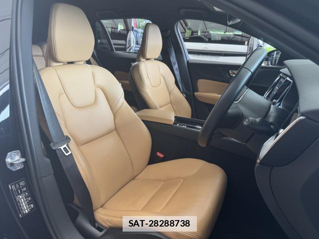 Volvo V60 2019-08 7797897-16