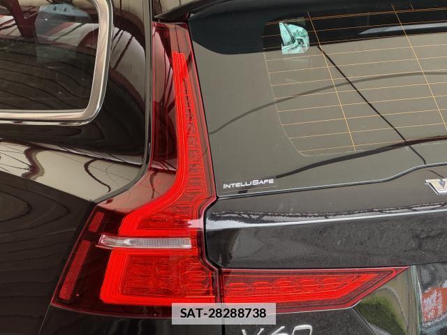 Volvo V60 2019-08 7797897-4