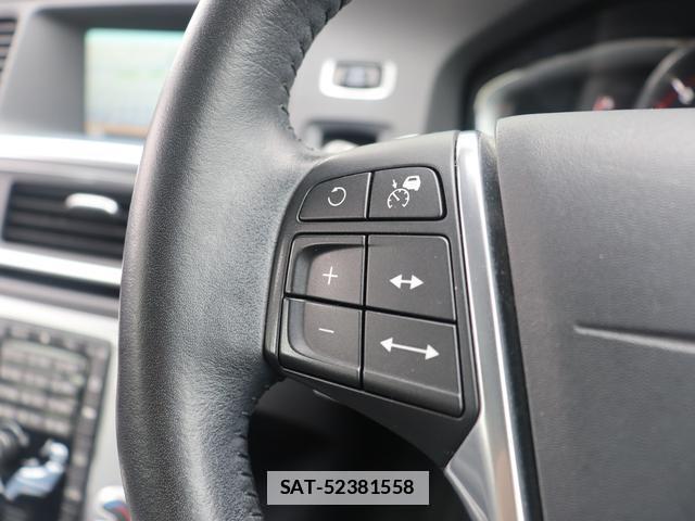 Volvo V60 2016-11 7798725-13