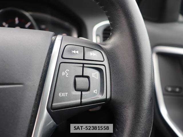 Volvo V60 2016-11 7798725-14