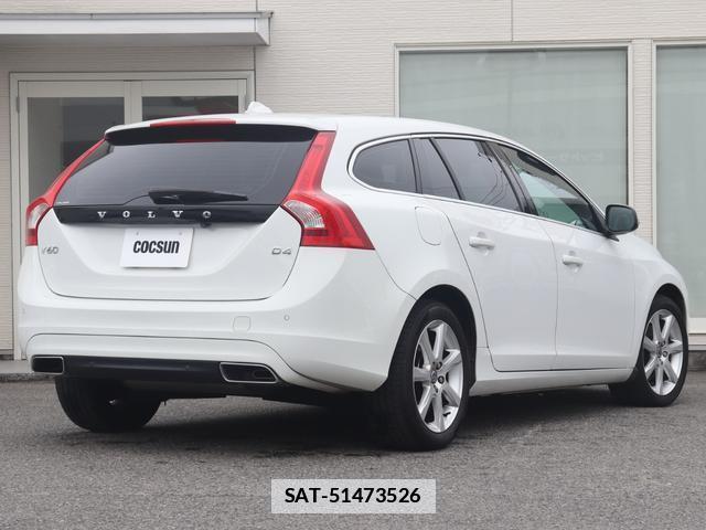 Volvo V60 2018-05 7798728-7