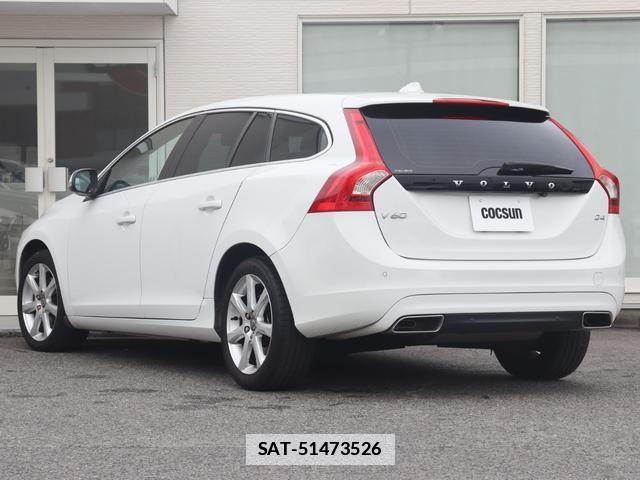 Volvo V60 2018-05 7798728-9