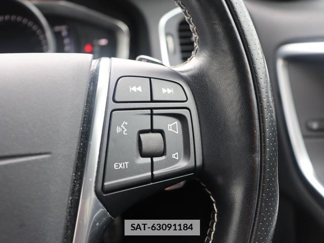 Volvo V60 2017-09 7798741-14