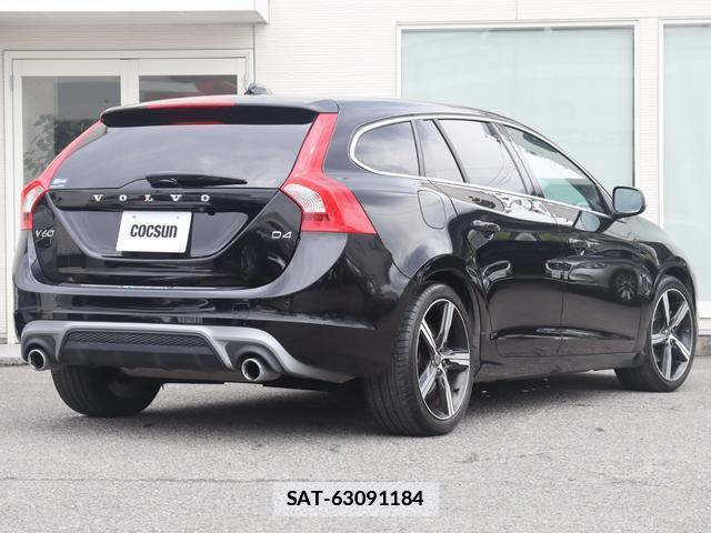 Volvo V60 2017-09 7798741-7