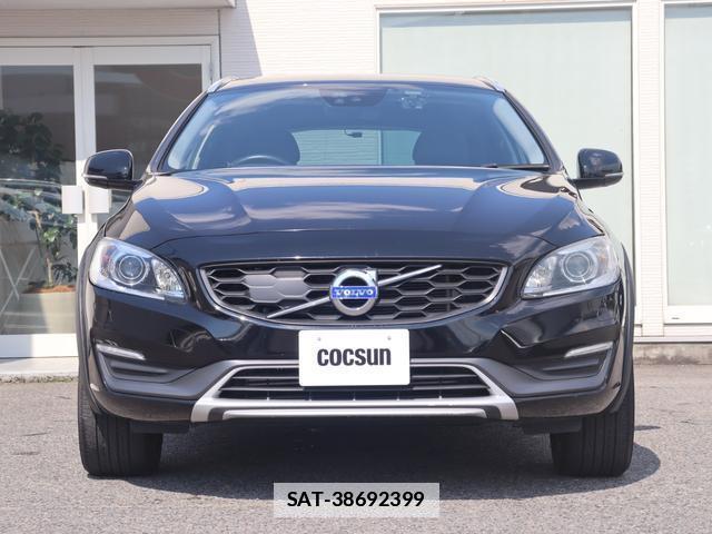 Volvo V60 2017-02 7798744-4