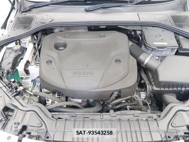 Volvo V60 2017-12 7799314-10