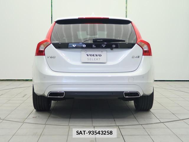 Volvo V60 2017-12 7799314-16