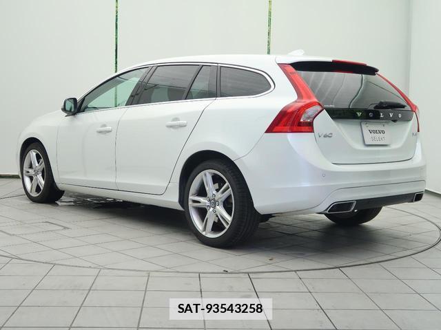 Volvo V60 2017-12 7799314-18