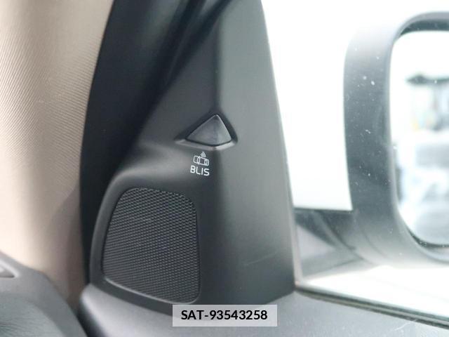 Volvo V60 2017-12 7799314-6