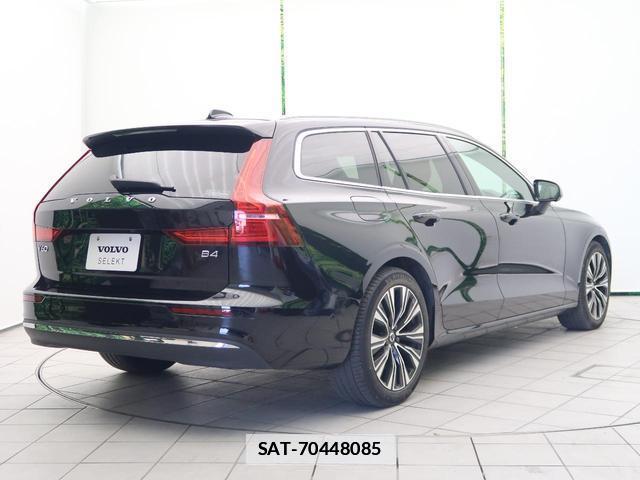 Volvo V60 2022-09 7799315-18