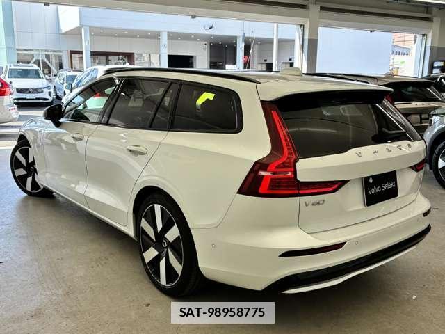 Volvo V60 2025-03 7801968-11
