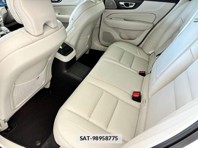 Volvo V60 2025-03 7801968-15