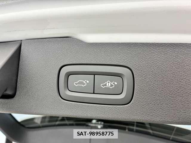 Volvo V60 2025-03 7801968-18